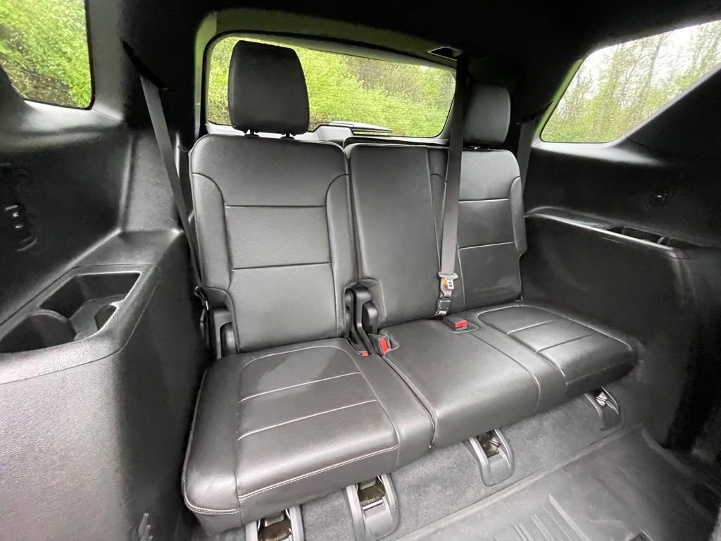 Used 2023 Chevrolet Traverse High Country w/ LPO, Floor Liner Package AWD/4WD image 19