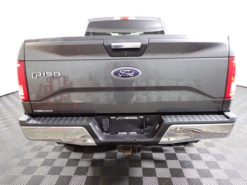 Used 2017 Ford F150 XLT w/ Max Trailer Tow Package AWD/4WD image 12