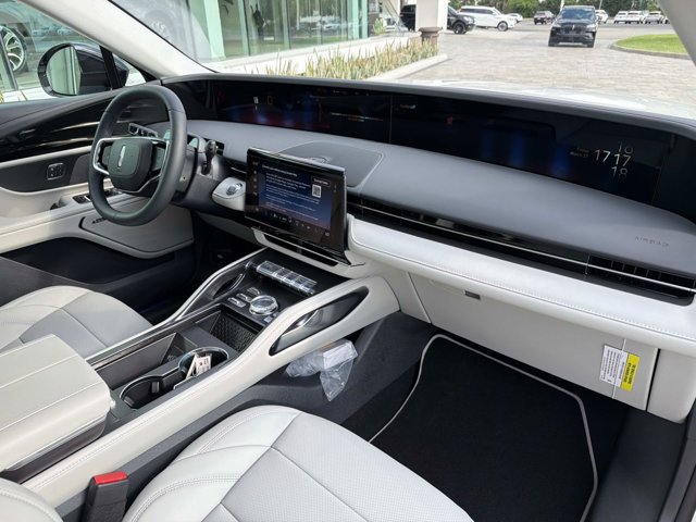 New 2026 Lincoln Nautilus Premier w/ Equipment Group 102A AWD/4WD image 19