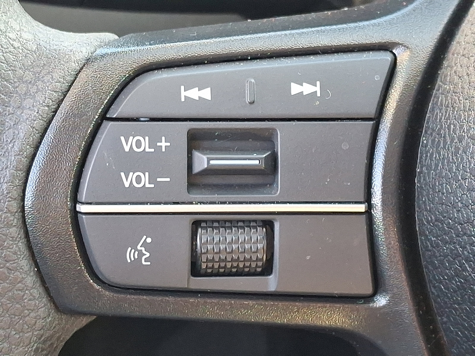 Certified 2025 Honda Accord LX image 20