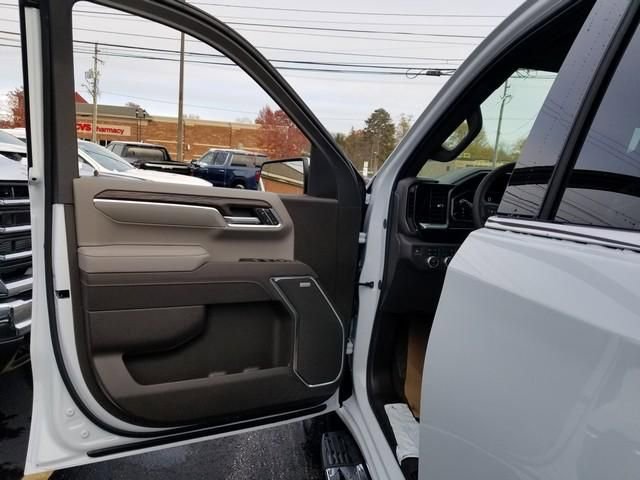 New 2026 GMC Sierra 1500 SLT w/ SLT Premium Plus Package image 6