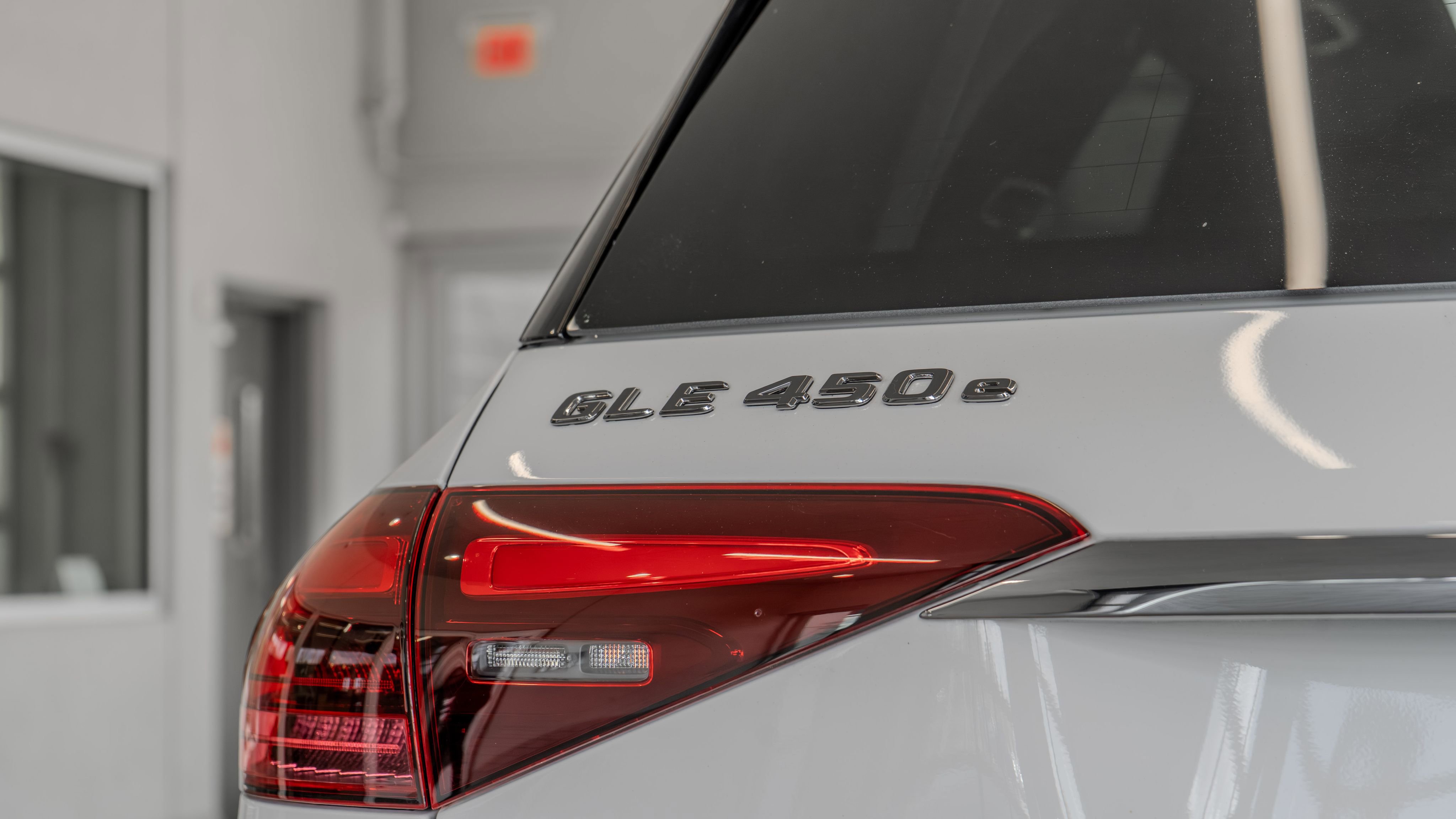 Certified 2025 Mercedes-Benz GLE 450e 4MATIC image 22