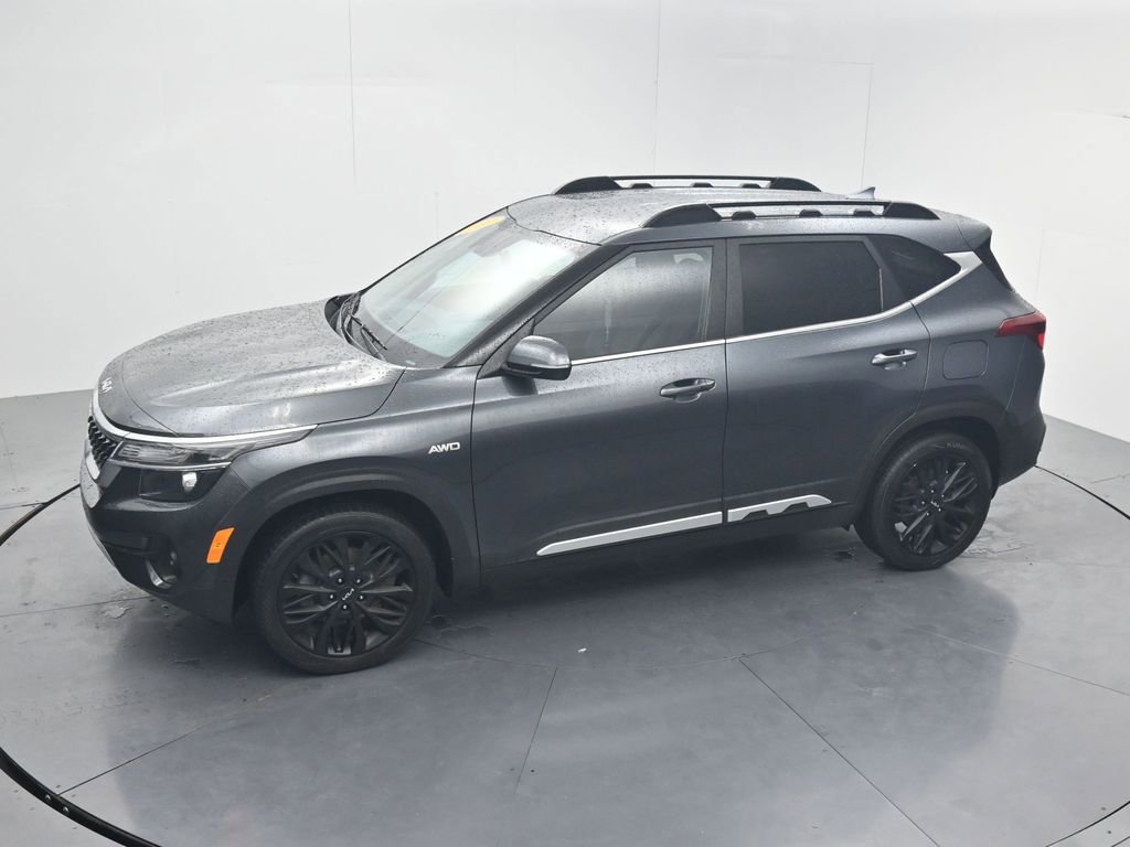 Certified 2023 Kia Seltos Nightfall Edition AWD/4WD image 48