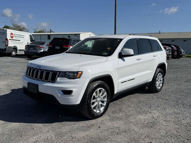 Used 2021 Jeep Grand Cherokee Laredo w/ Security & Convenience Group AWD/4WD image 5