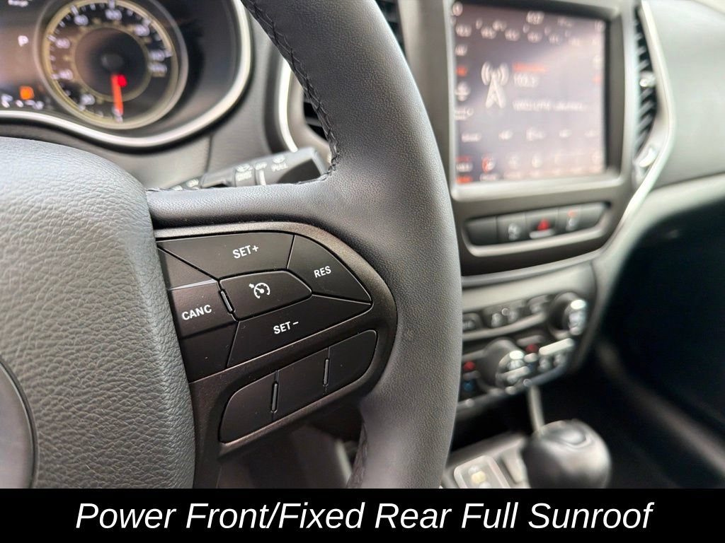 Used 2022 Jeep Cherokee Trailhawk w/ Sun, Sound & Nav Group AWD/4WD image 22