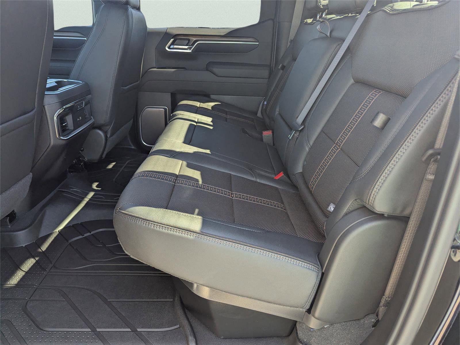 New 2026 Chevrolet Silverado 1500 High Country image 12