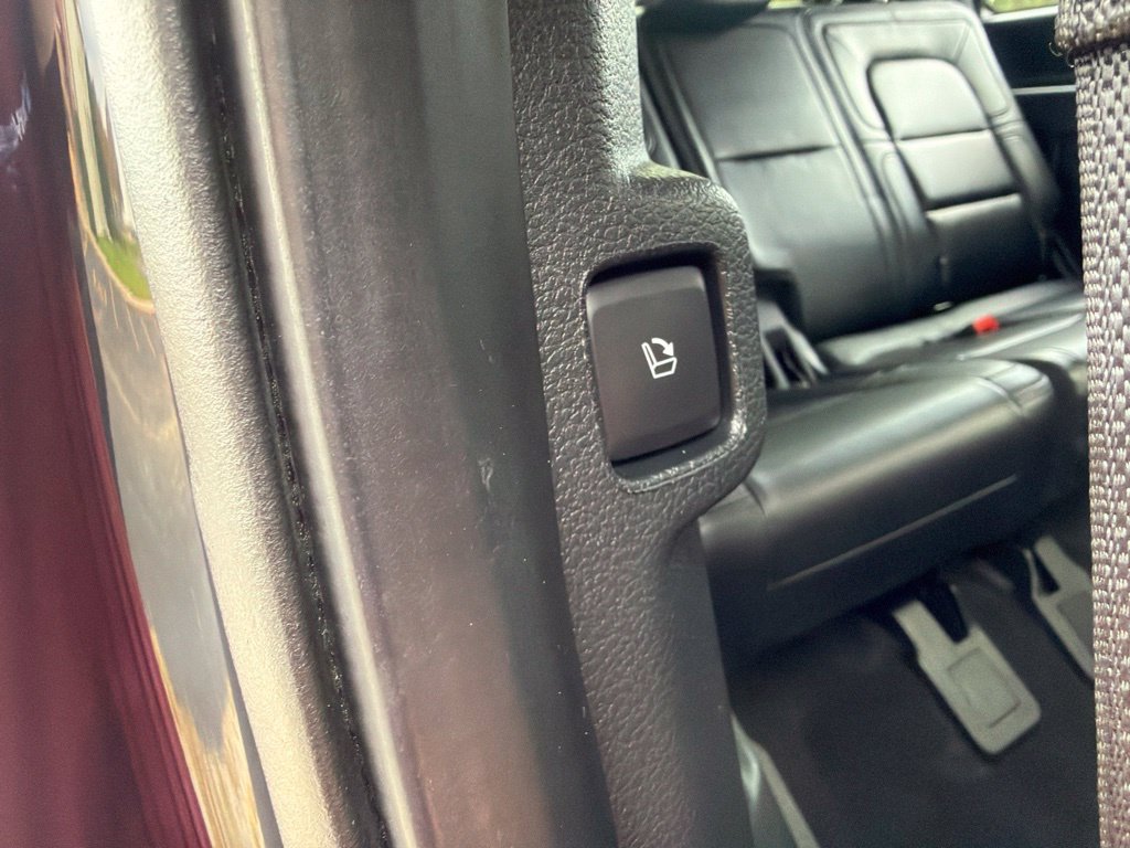 Used 2021 Lincoln Navigator Reserve AWD/4WD image 57