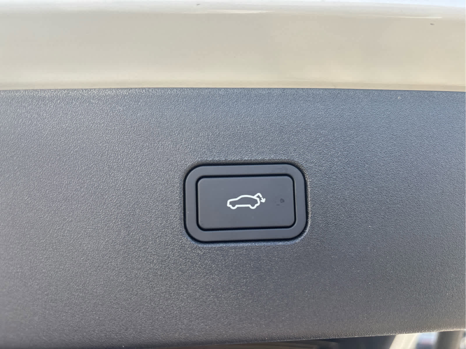 New 2026 Volvo EX30 Plus w/ Protection Package Premier AWD/4WD image 8