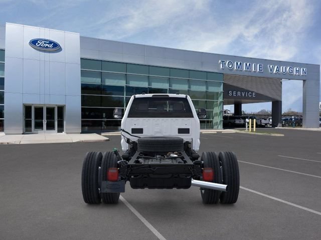 New 2025 Ford F600 2WD Regular Cab Super Duty image 5