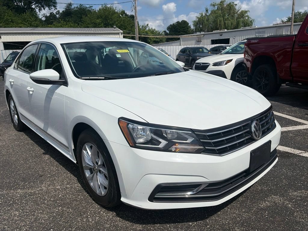 Used 2017 Volkswagen Passat 1.8T S FWD image 1