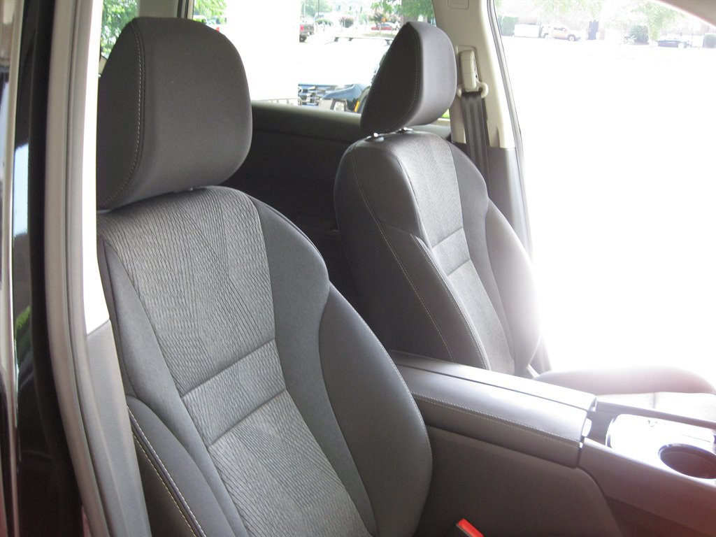 Used 2026 Nissan Rogue SV FWD image 23