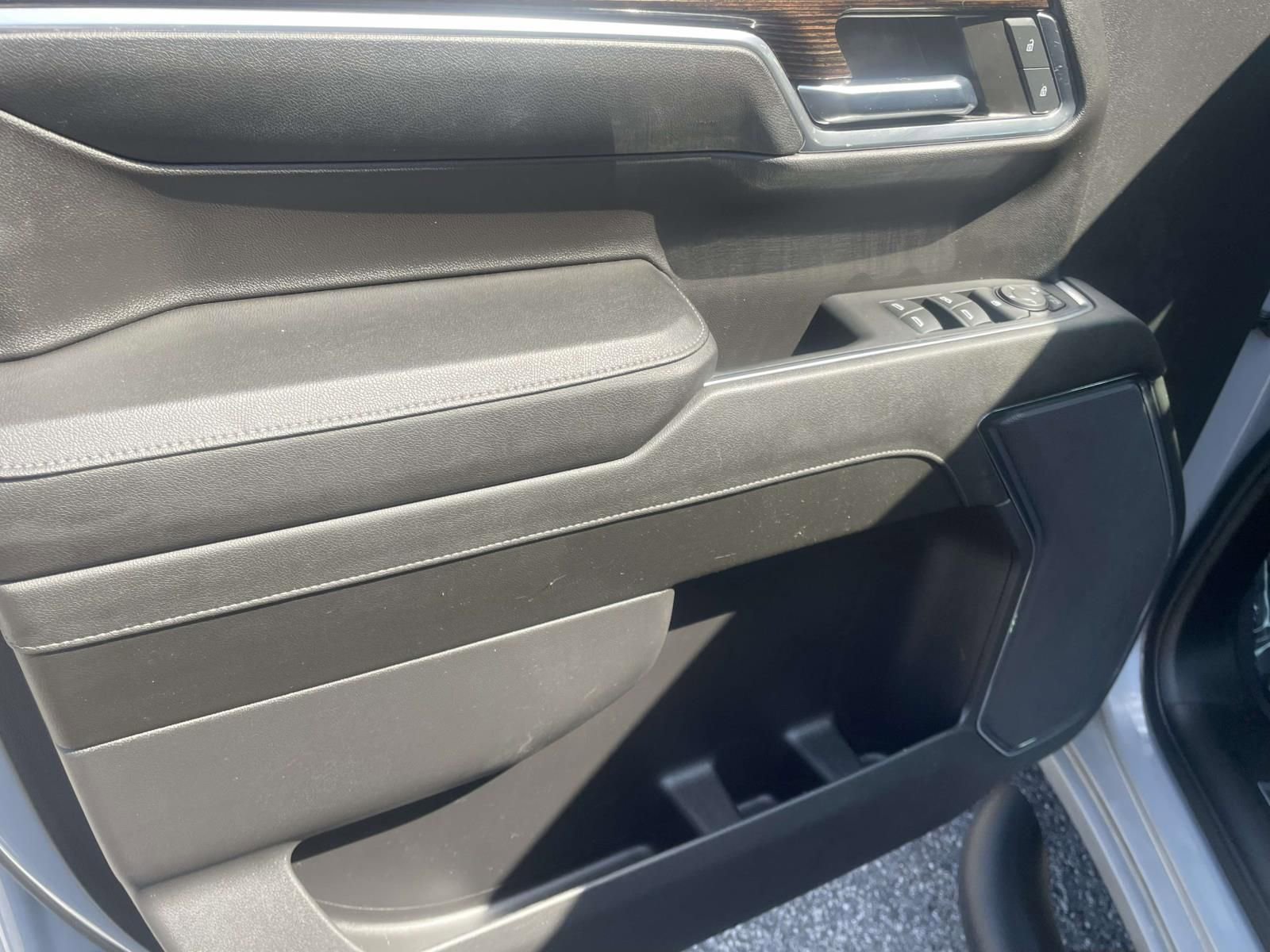 Used 2024 GMC Sierra 1500 Elevation image 17