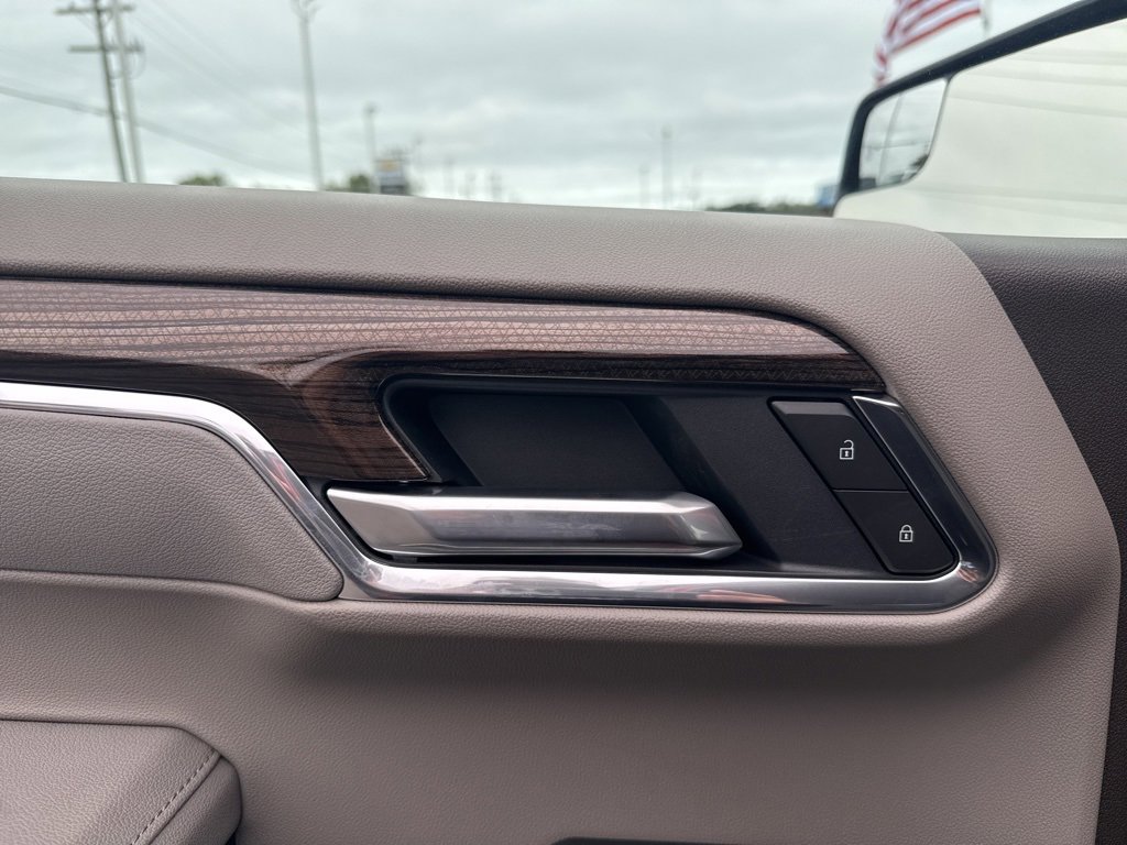 Used 2025 Chevrolet Silverado 1500 LT Trail Boss image 9