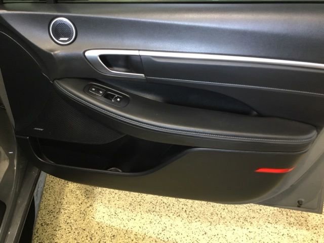 Used 2022 Hyundai Sonata Limited image 49