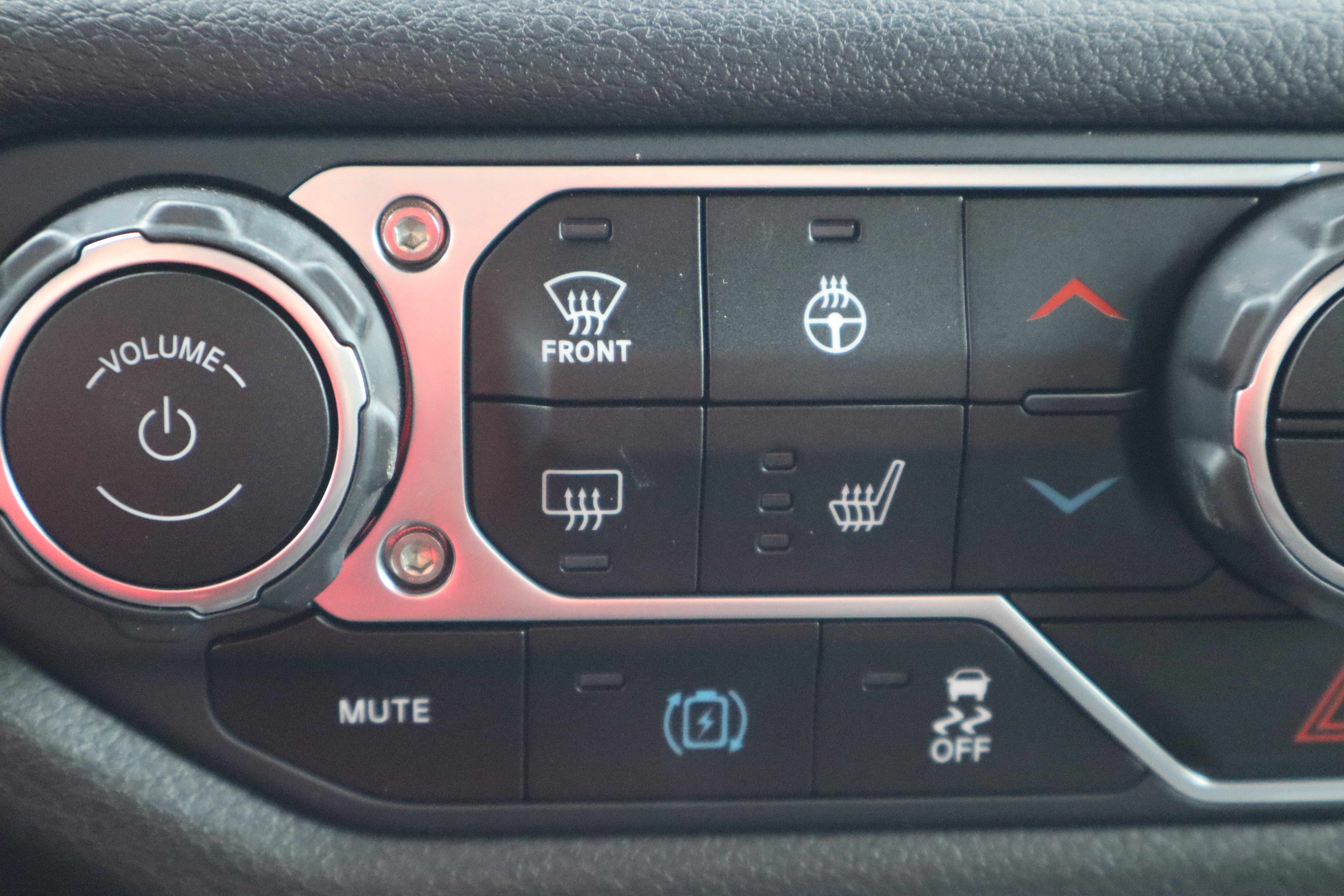 Used 2024 Jeep Wrangler Unlimited AWD/4WD image 24