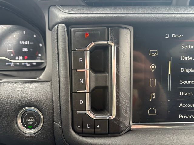 Used 2024 GMC Yukon XL Denali image 23