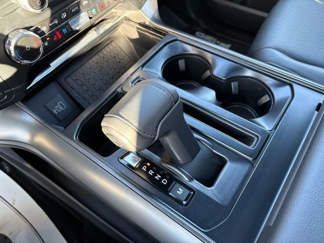 Used 2025 Ford F150 Lariat w/ Equipment Group 502A High image 35