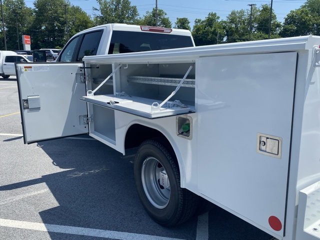 New 2025 GMC Sierra 3500 Pro w/ Convenience Package image 6