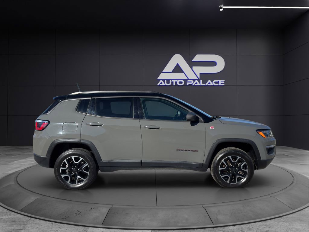 Used 2019 Jeep Compass Trailhawk w/ Cold Weather Group image 8