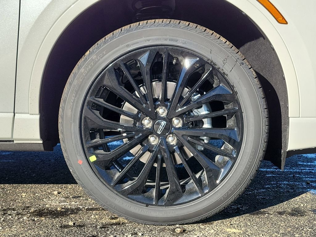 New 2026 Lincoln Corsair Premiere image 9