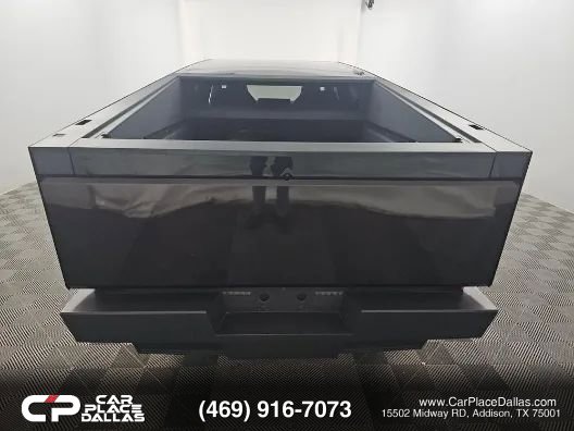 Used 2025 Tesla Cybertruck 2WD Crew Cab image 5