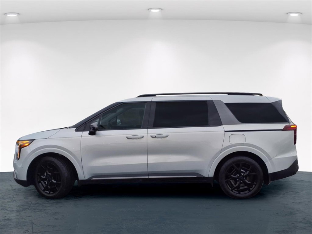 Used 2025 Kia Carnival SX Prestige image 13