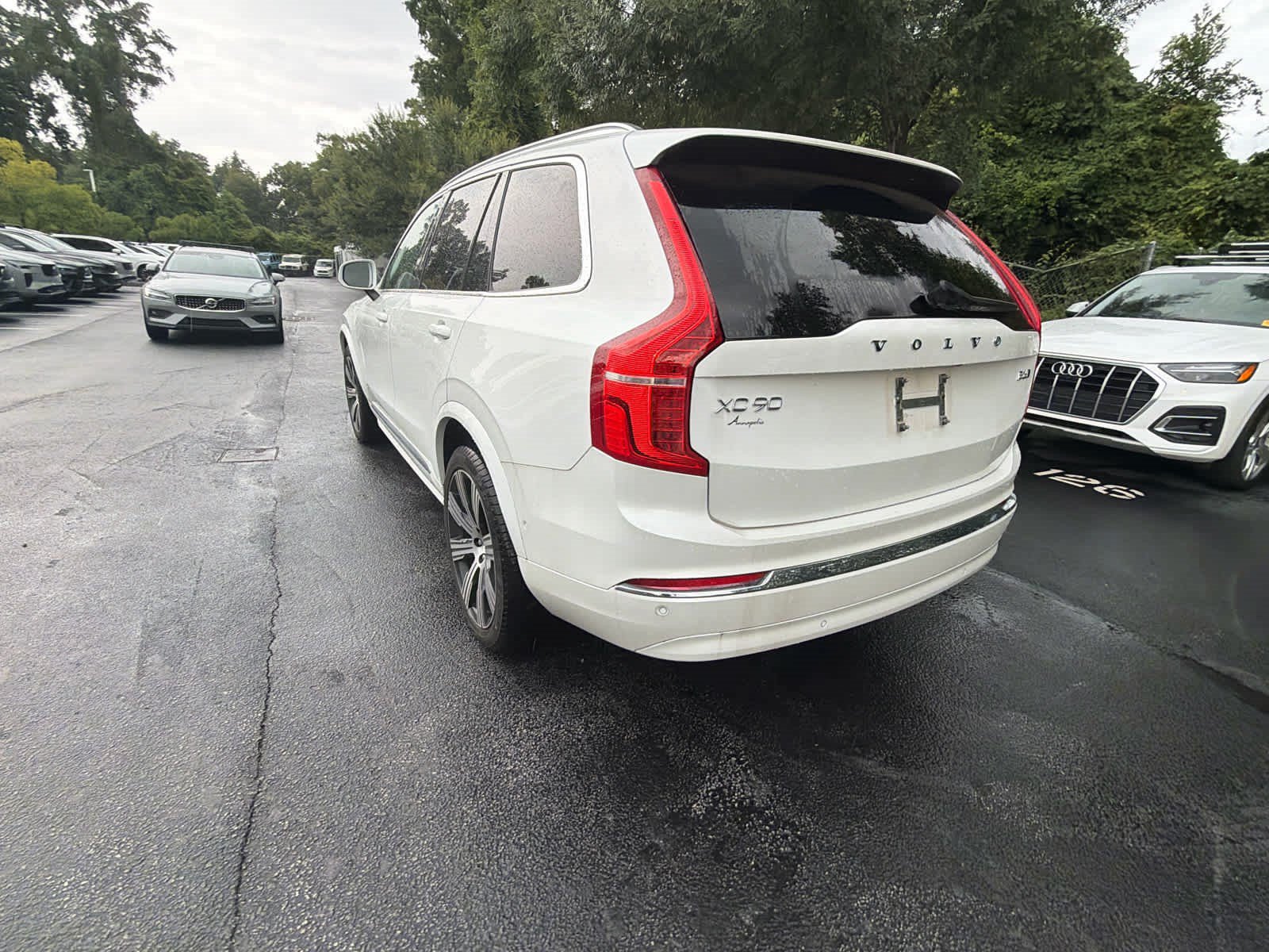 Used 2024 Volvo XC90 B6 Ultimate AWD/4WD image 26
