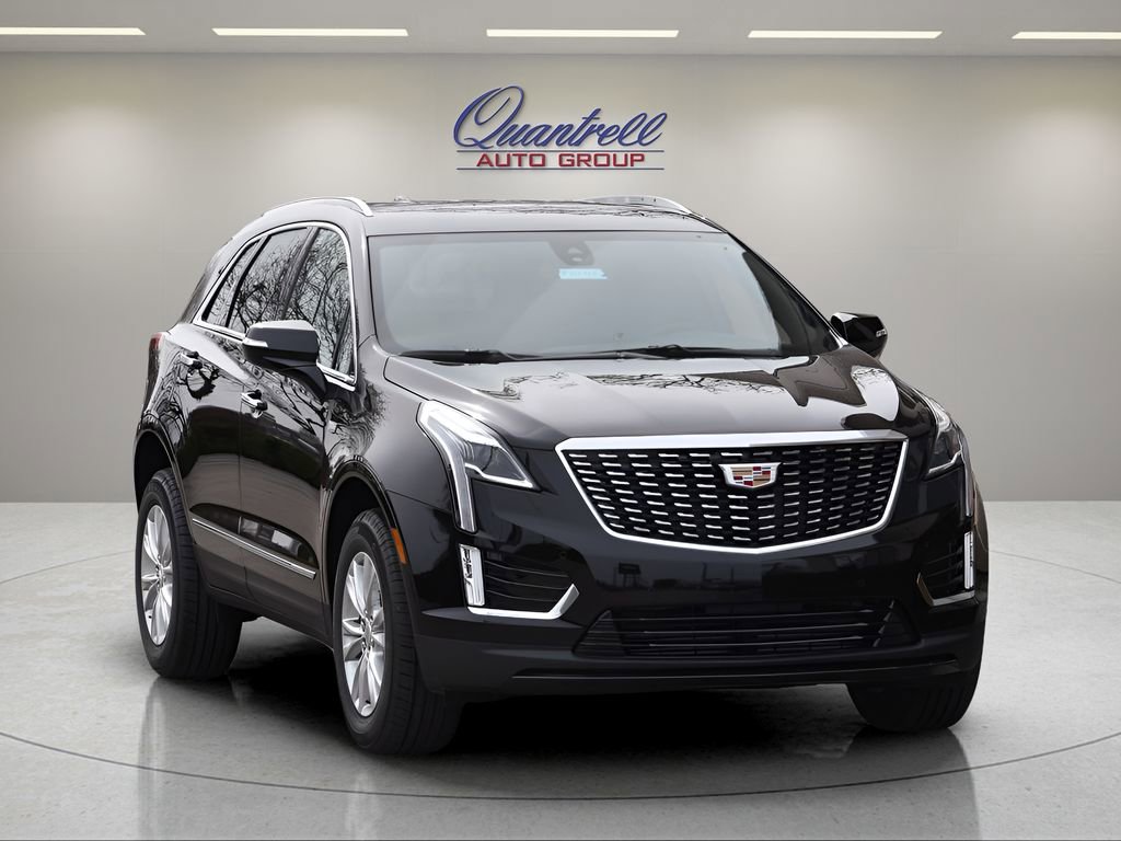 Used 2026 Cadillac XT5 Luxury w/ LPO, Floor Liner Package FWD image 2