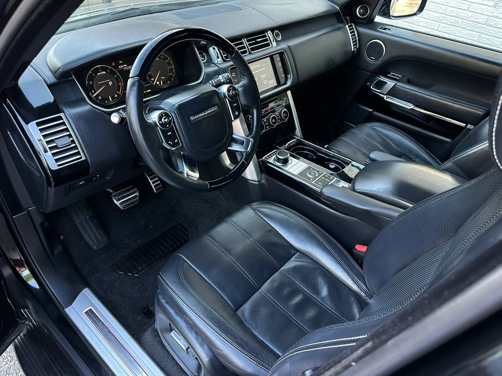 Used 2014 Land Rover Range Rover Autobiography AWD/4WD image 14