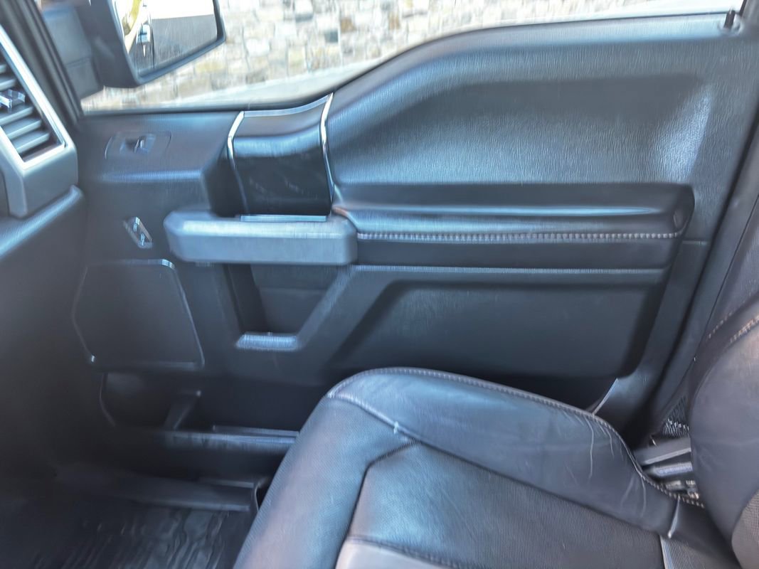 Used 2018 Ford F150 Platinum w/ Equipment Group 701A Luxury AWD/4WD image 24