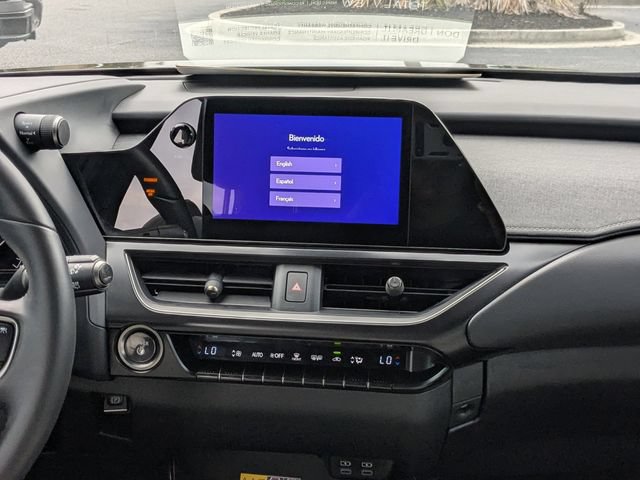 Certified 2024 Lexus UX 250h FWD image 17