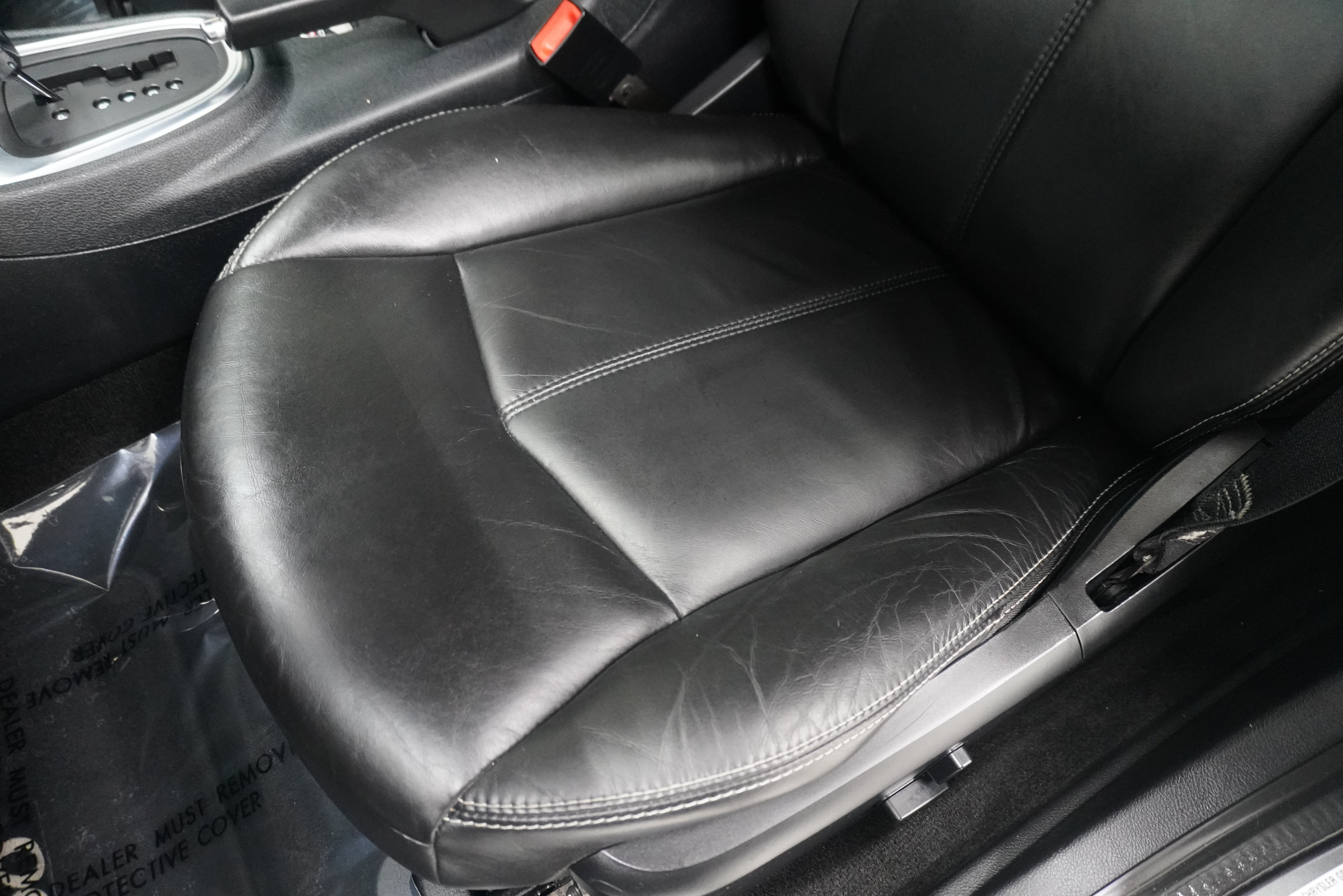 Used 2011 Chrysler 200 Limited FWD image 12
