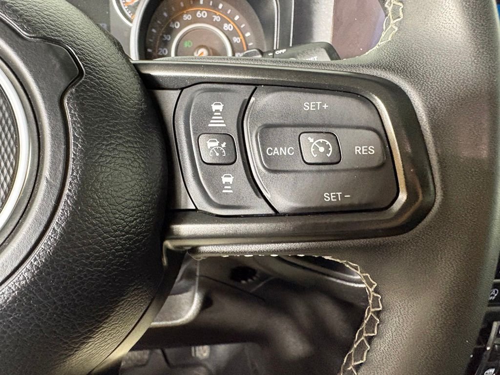 Used 2025 Jeep Wrangler Unlimited Sport AWD/4WD image 24