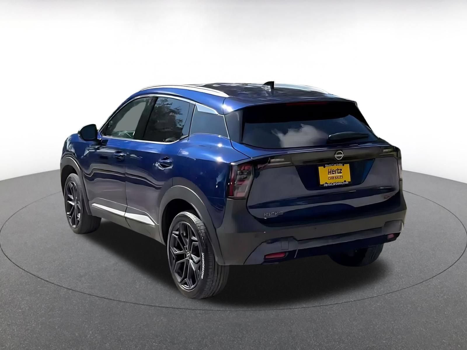 Used 2026 Nissan Kicks SR FWD image 10