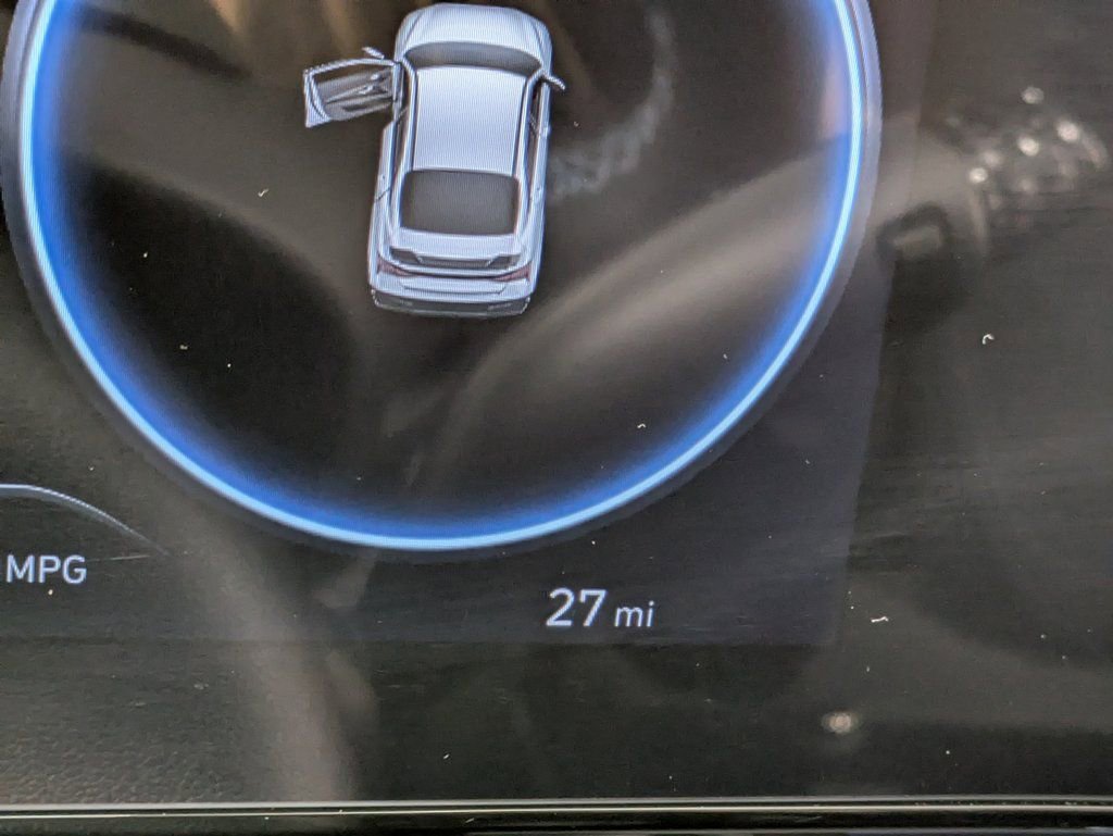 Used 2025 Hyundai Elantra N Base image 15