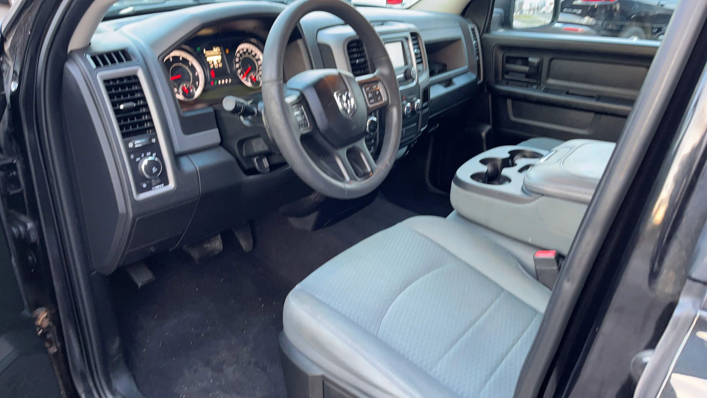 Used 2018 RAM 1500 Express w/ Express Value Package image 2