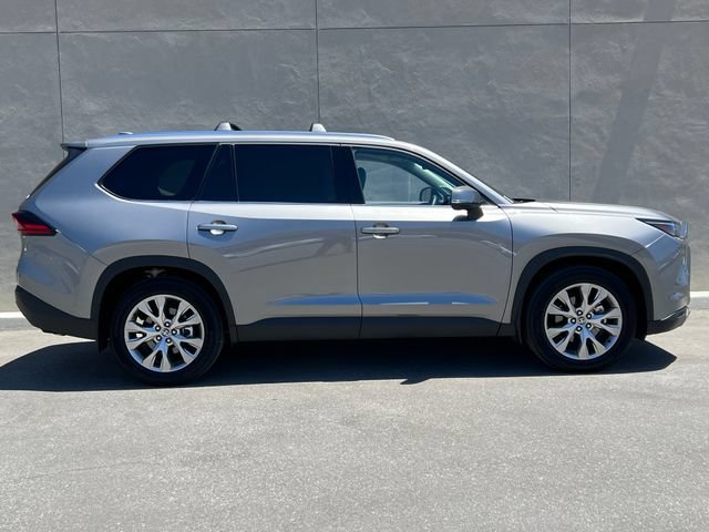 Used 2026 Toyota Grand Highlander FWD image 5