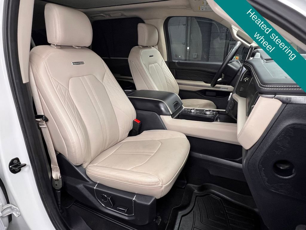 Used 2024 Ford Expedition Max Platinum AWD/4WD image 7