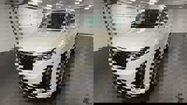 Used 2020 Cadillac XT6 Premium Luxury image 4