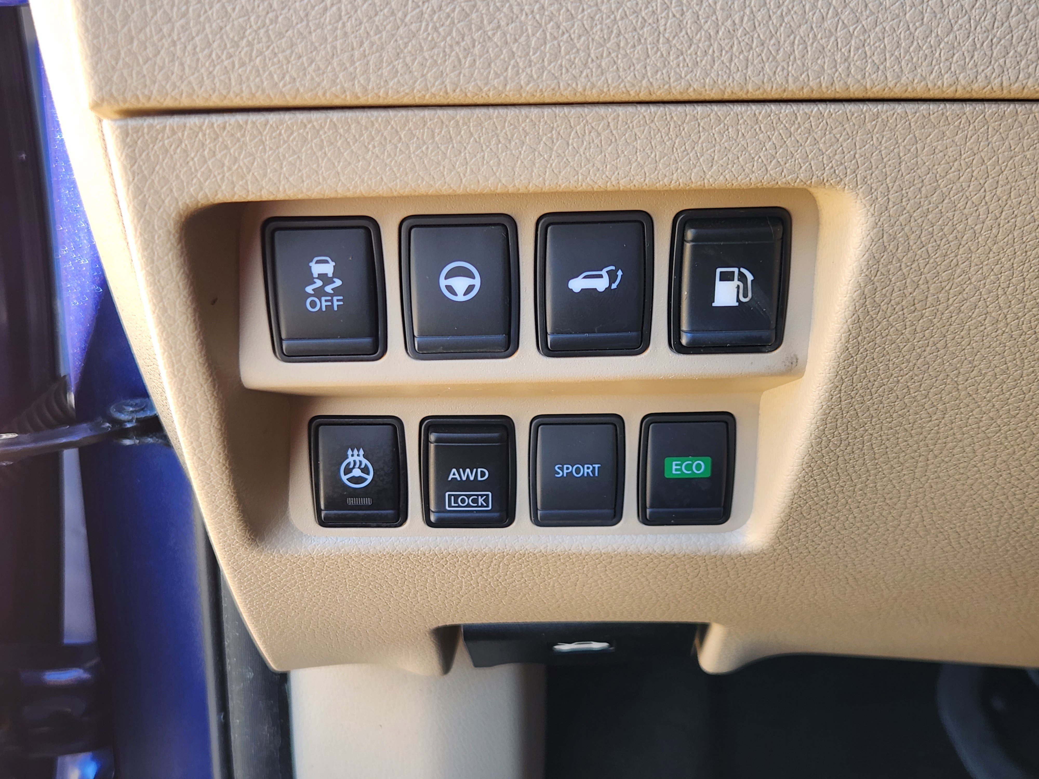 Used 2019 Nissan Rogue SV w/ Premium Package image 24