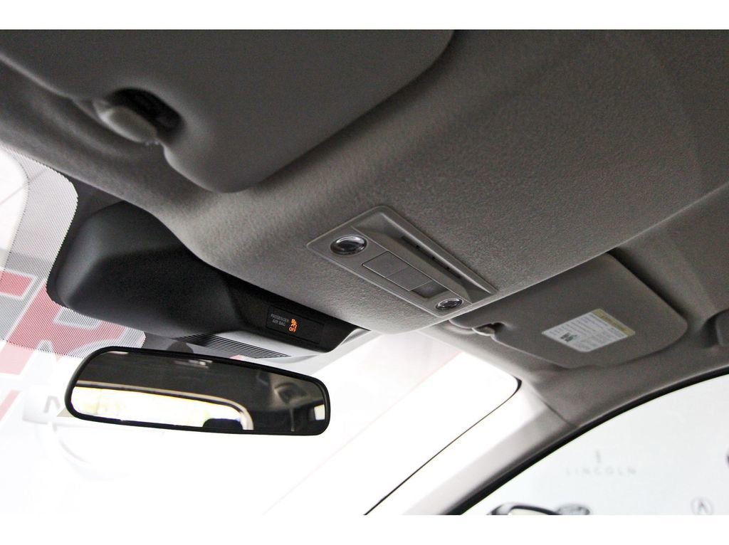 New 2026 Nissan Kicks SV w/ Charging Package image 20