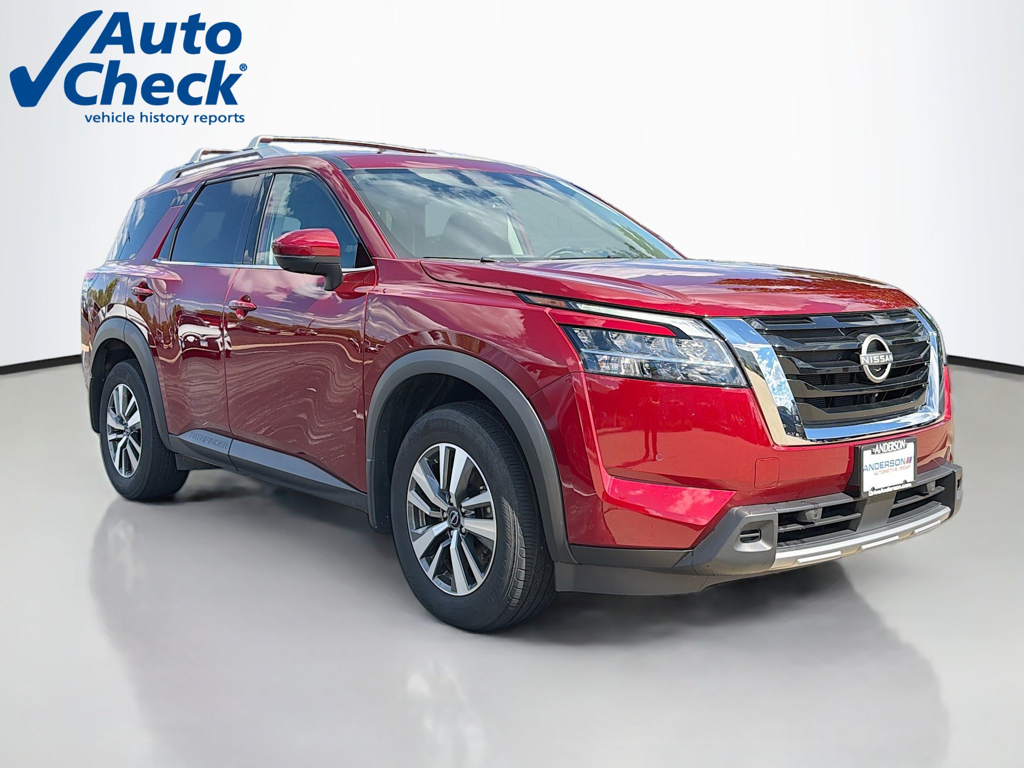 Used 2024 Nissan Pathfinder SL FWD image 1