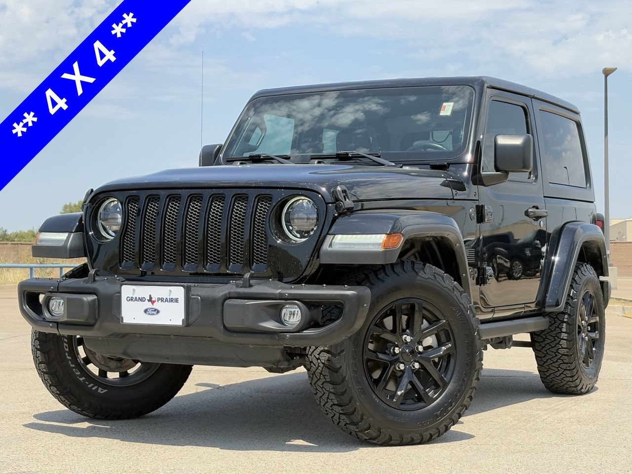 Used 2023 Jeep Wrangler Sport AWD/4WD image 2