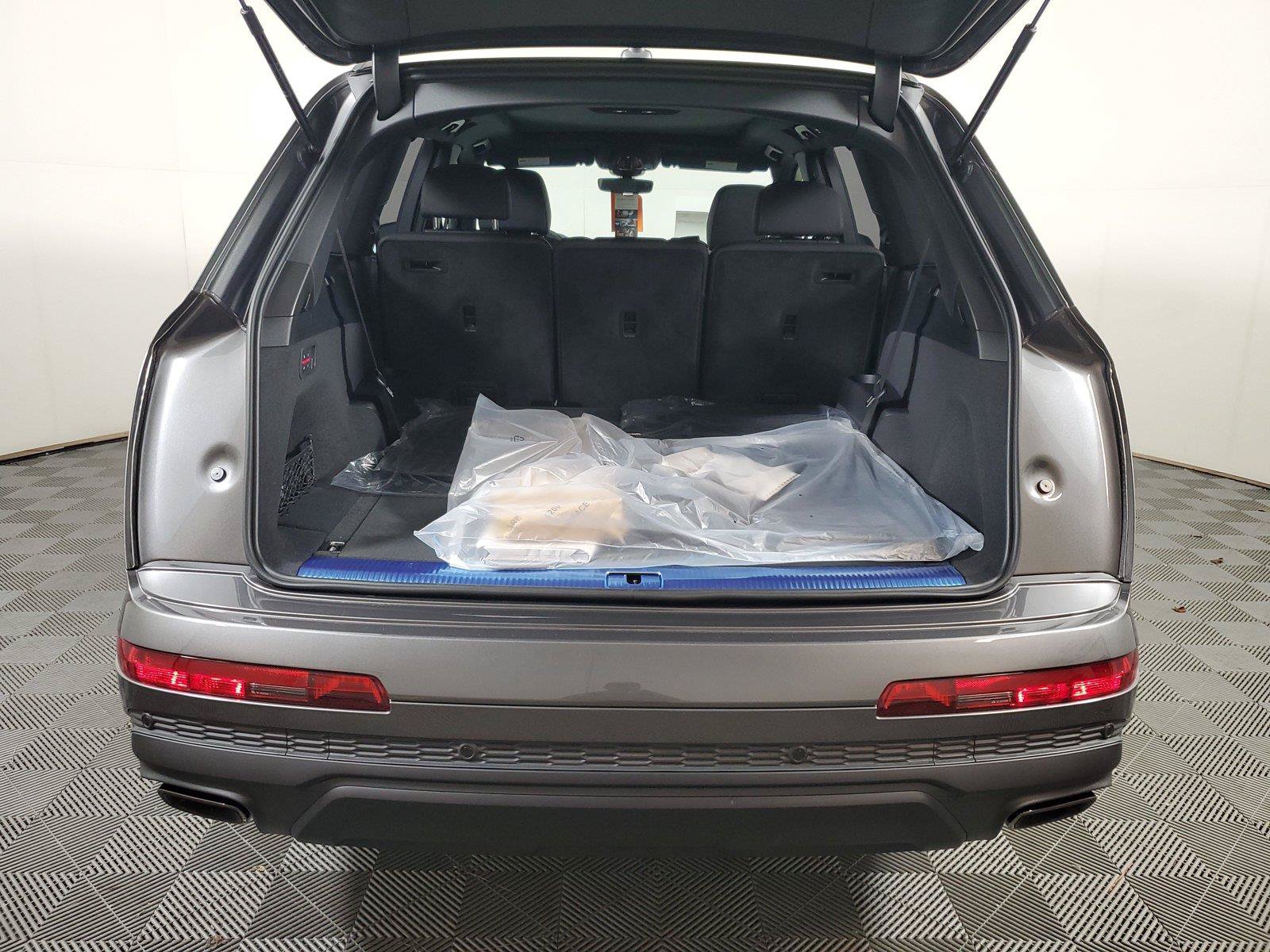 New 2026 Audi Q7 2.0T Premium Plus AWD/4WD image 9