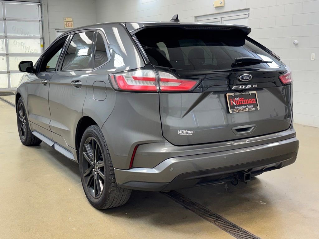 Used 2022 Ford Edge ST-Line w/ Class II Trailer Tow Package AWD/4WD image 7