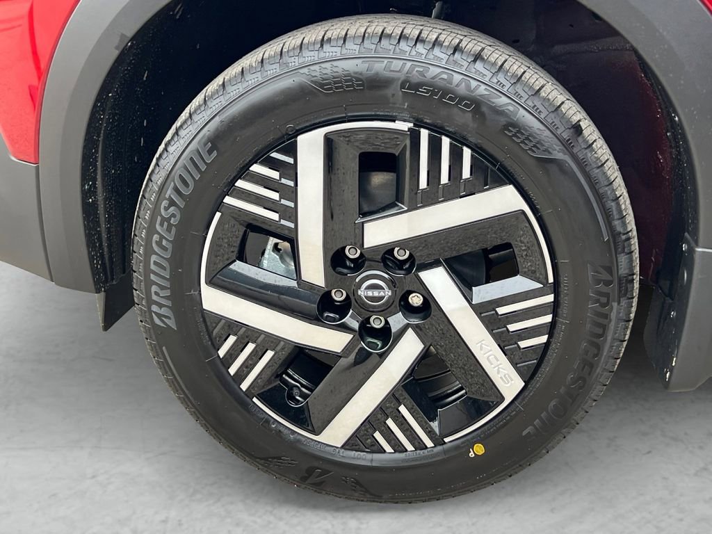 New 2026 Nissan Kicks SV image 23