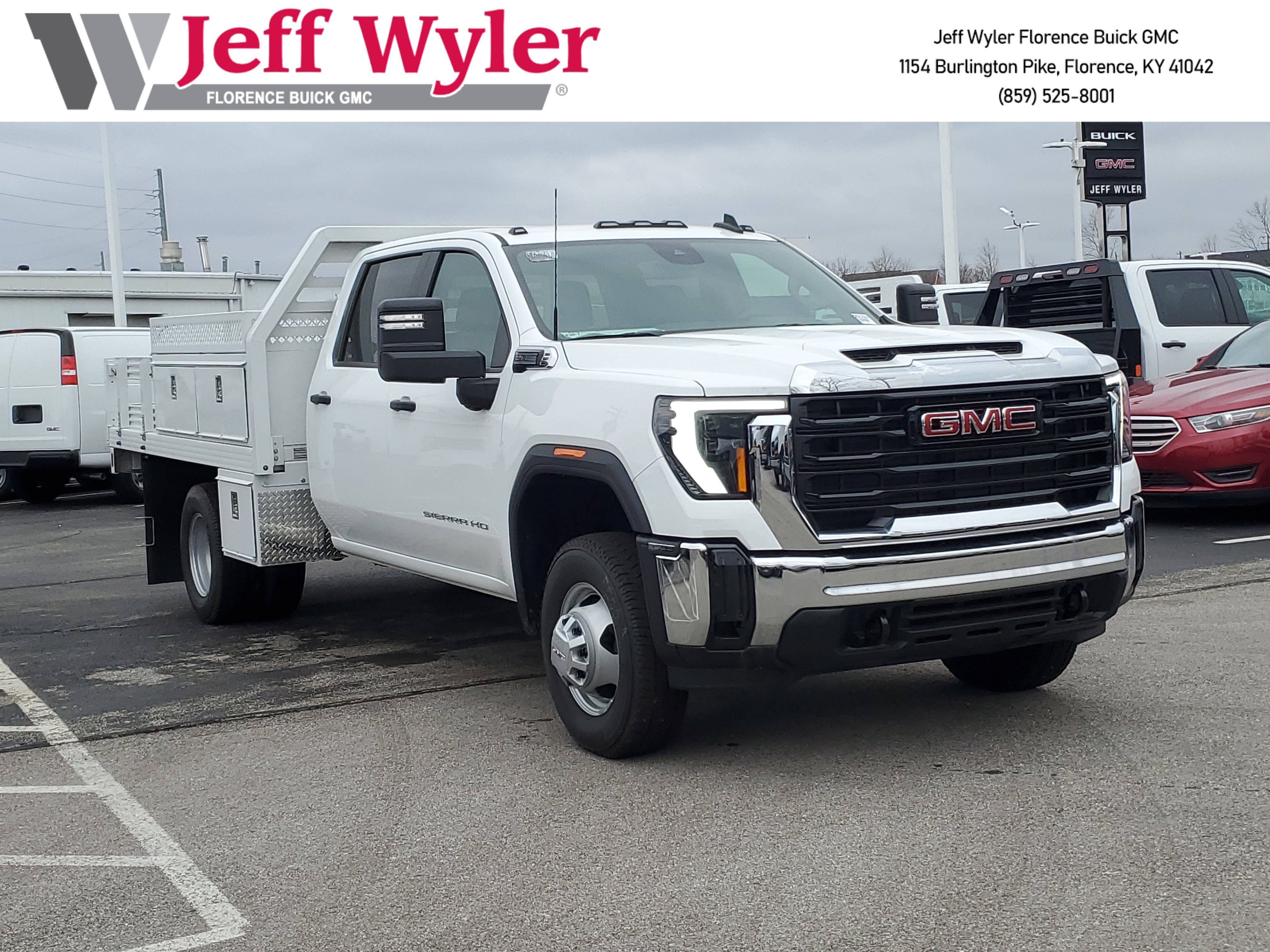 New 2025 GMC Sierra 3500 Pro w/ Convenience Package AWD/4WD video 1
