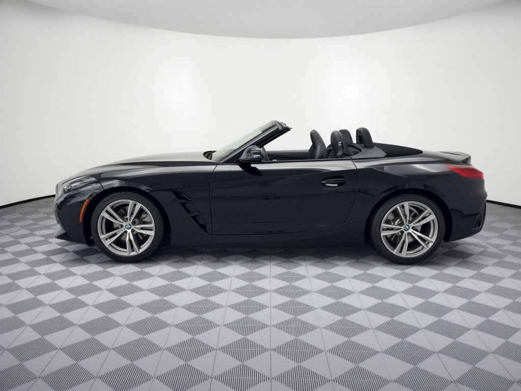 Used 2023 BMW Z4 sDrive30i w/ Premium Package RWD image 2