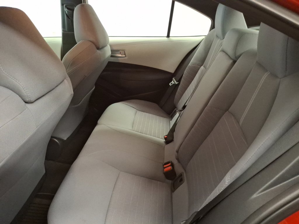 Used 2020 Toyota Corolla SE FWD image 13