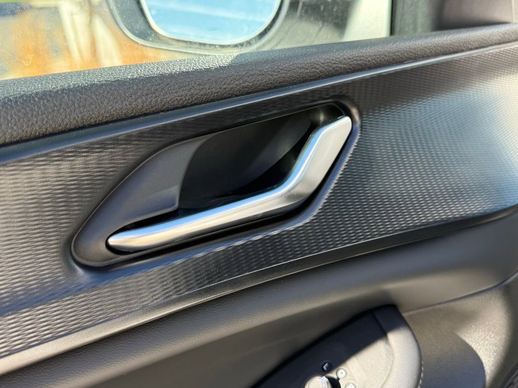 New 2025 Jeep Grand Cherokee Laredo w/ Trailer Tow Package image 13